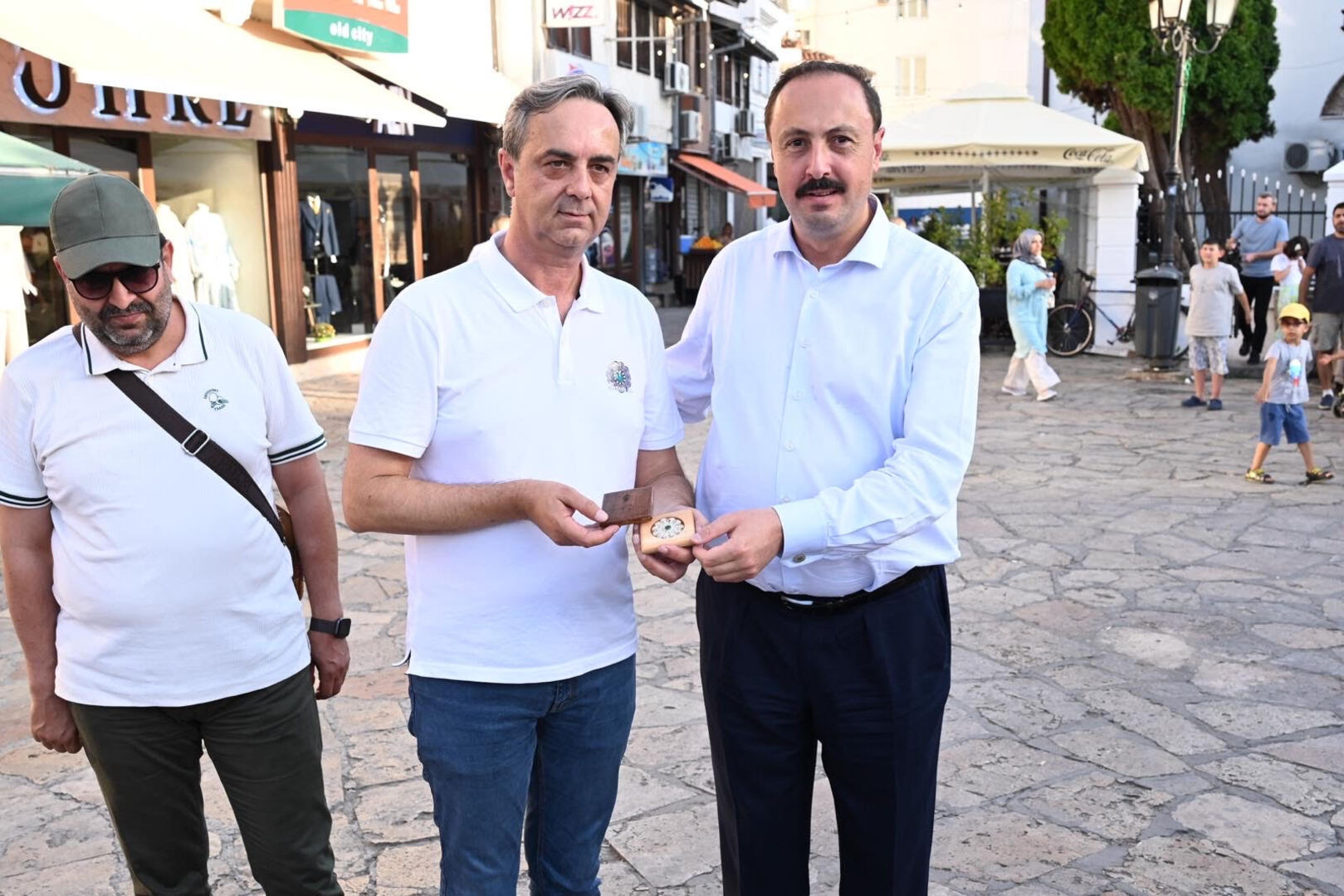 I u Skoplju obilježena godišnjica genocida u Srebrenici - slika 7