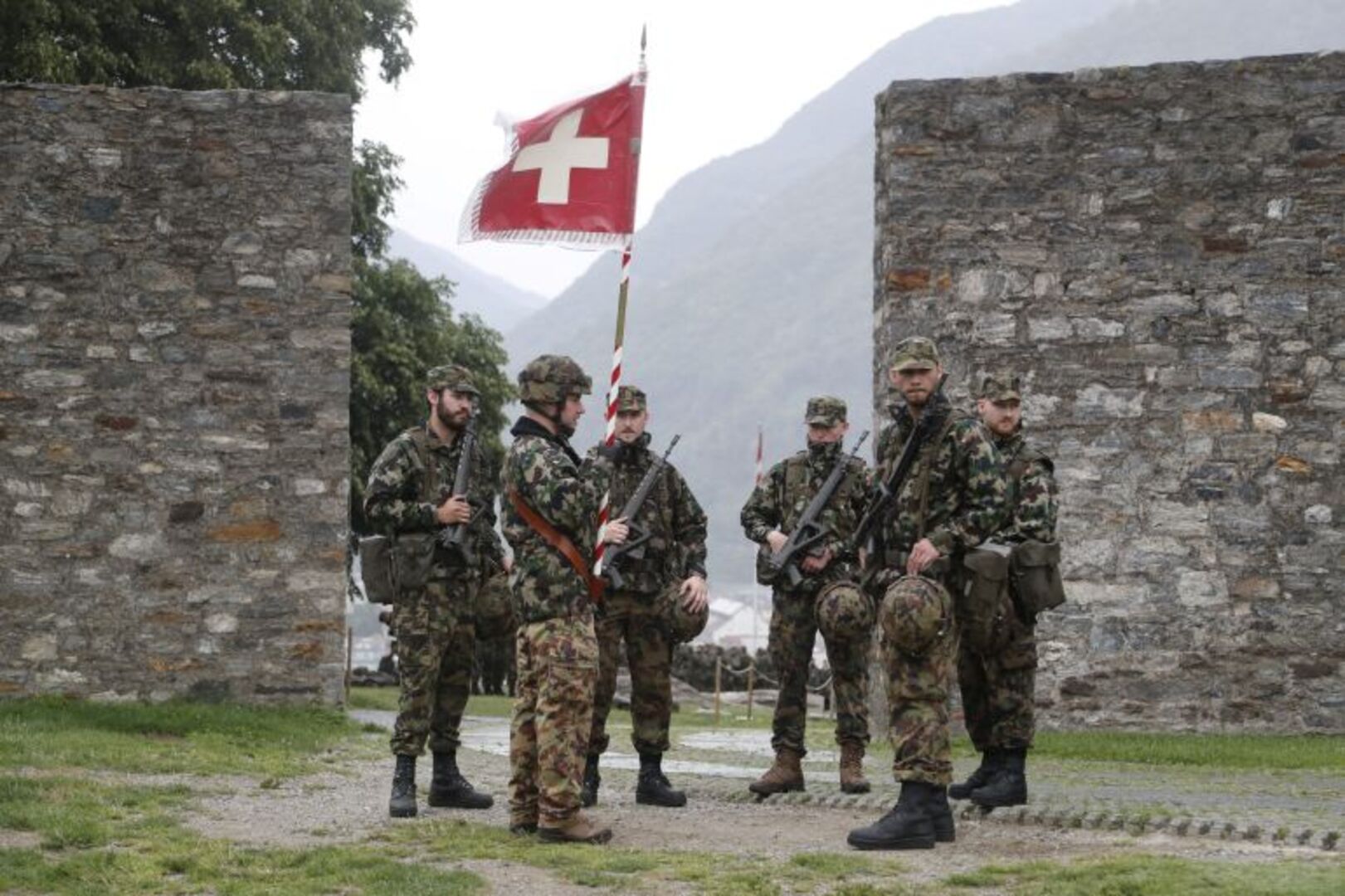Švicarska i NATO potpisali sporazum o otvaranju NATO ureda za vezu u Ženevi - slika 1