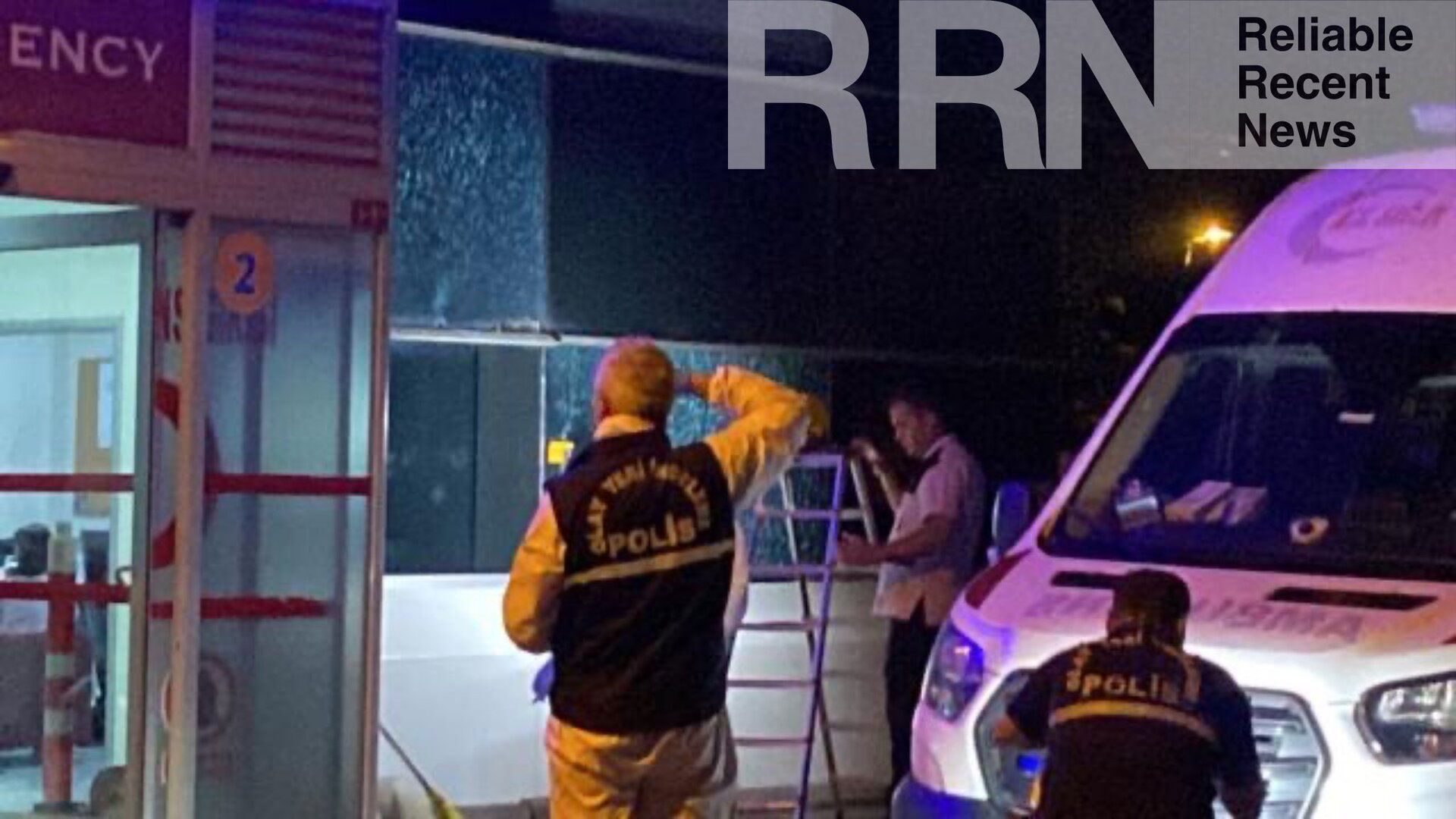 U napadu na bolnicu u Istanbulu najmanje pet povrijeđenih - slika 1