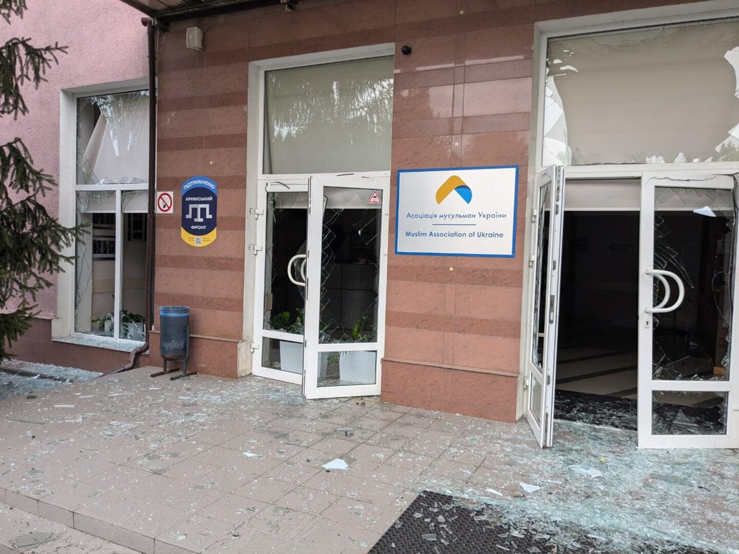 Zelenski osudio rusko uništenje džamije u Kijevu - slika 1