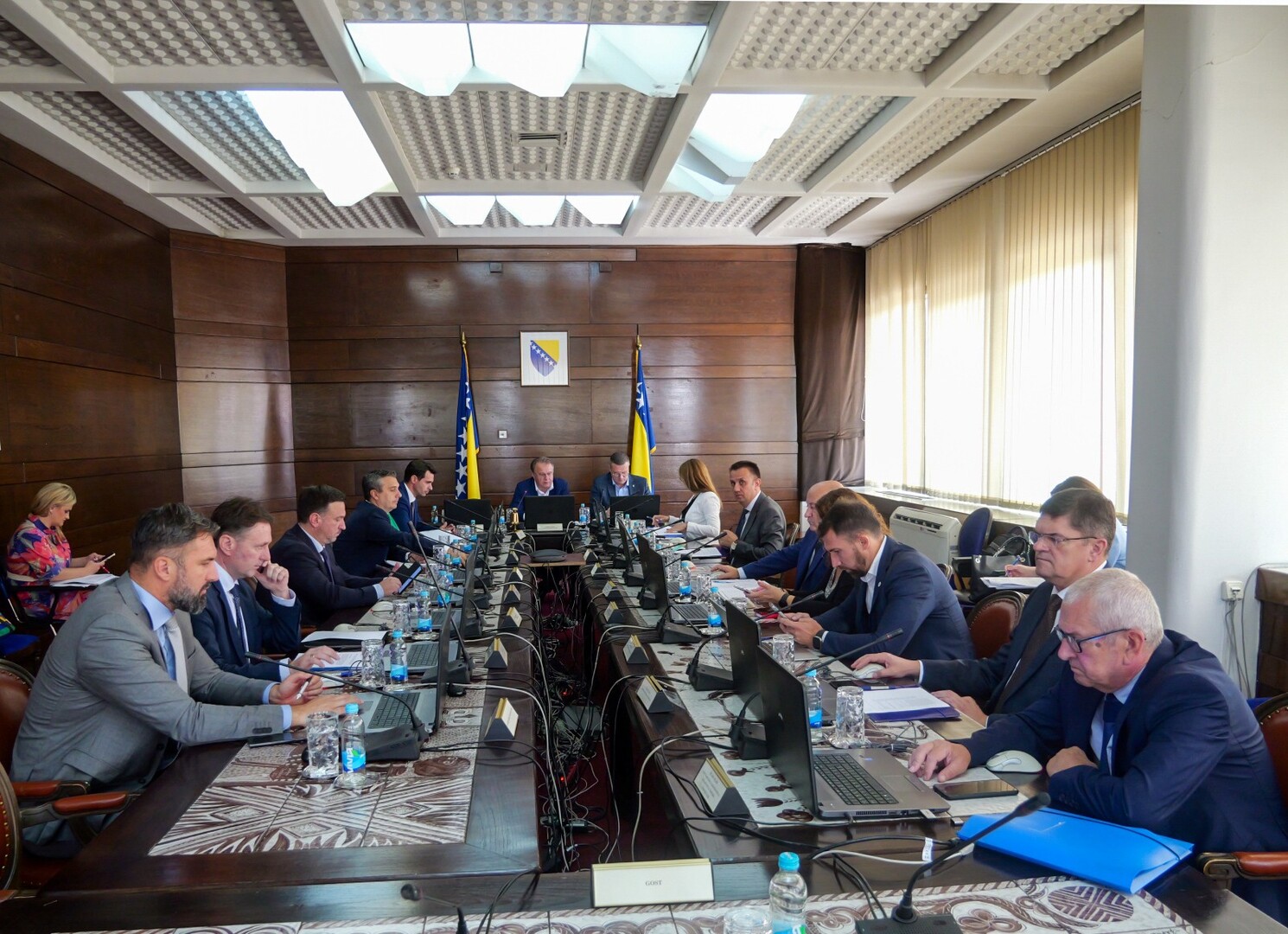 Vlada FBiH ove godine zadužila se 650 miliona KM - slika 1
