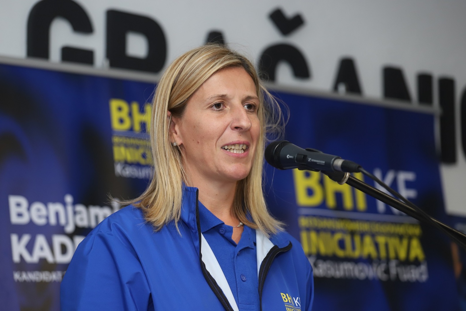 BHI KF: Sve više građana na skupovima. Više ih bude ispred sale, nego u njoj - slika 6