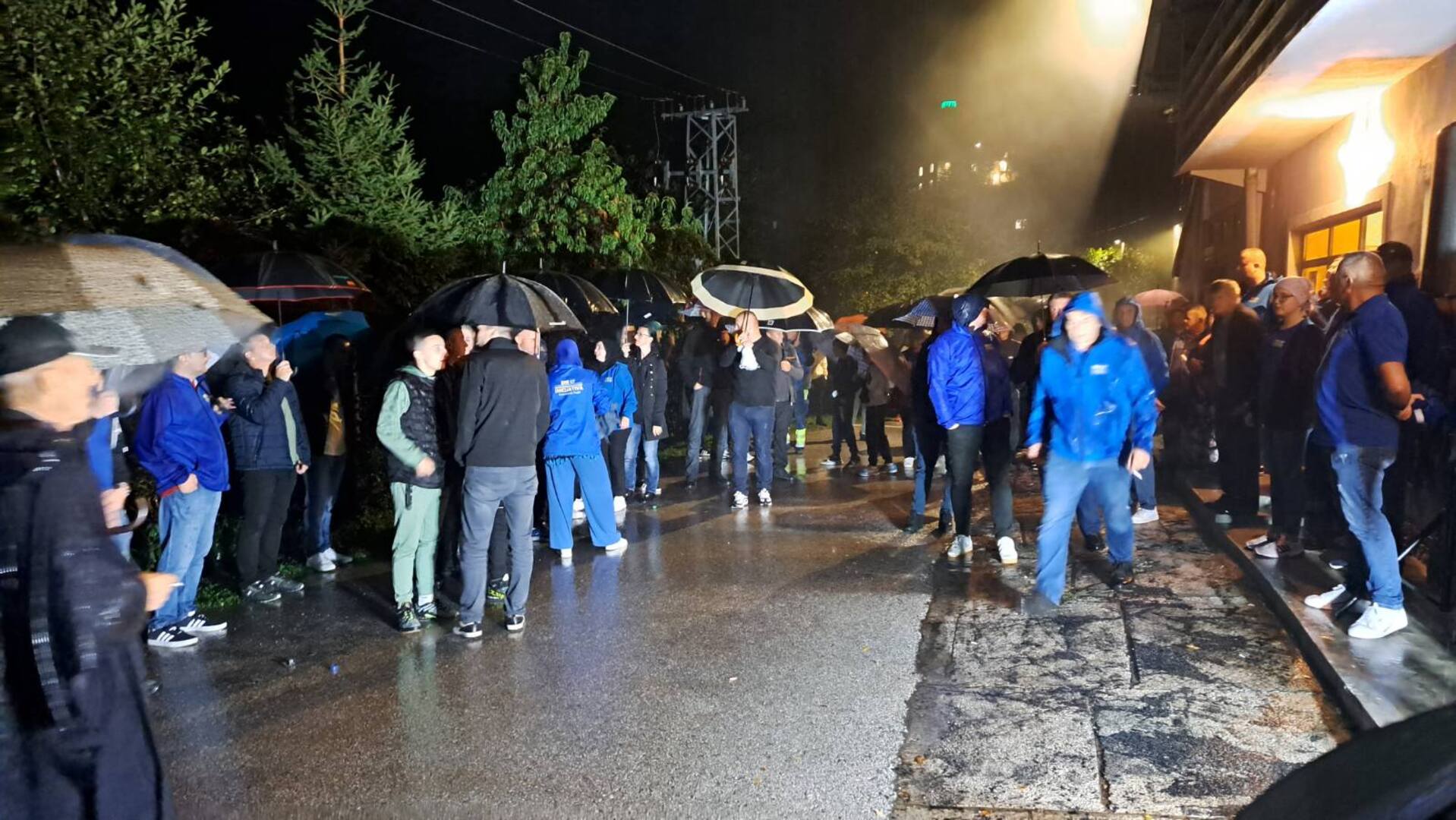 BHI KF: Ni kiša nije omela veliki broj simpatizera da dođu - slika 3