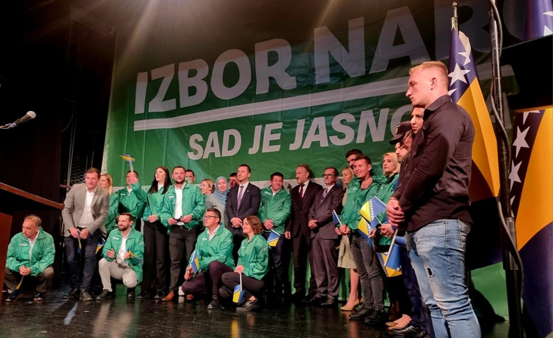 Izetbegović u Srebrenici i Bratuncu: "Nemamo problem sa Srbima" - slika 30