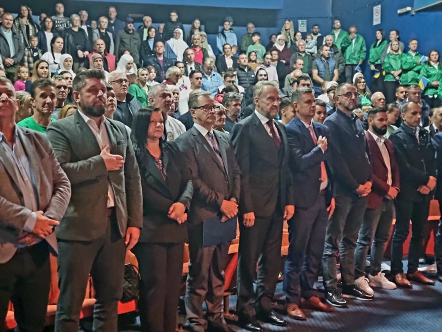 Izetbegović u Srebrenici i Bratuncu: "Nemamo problem sa Srbima" - slika 38