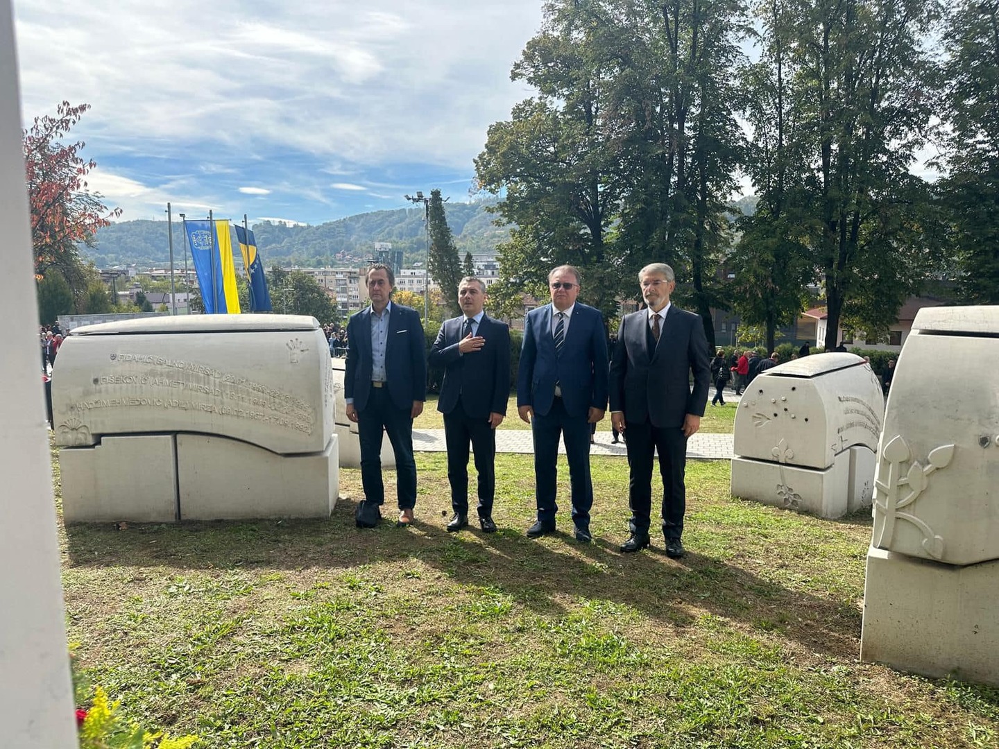 Nikšić proučio fatihu! Jasmin nije - slika 3