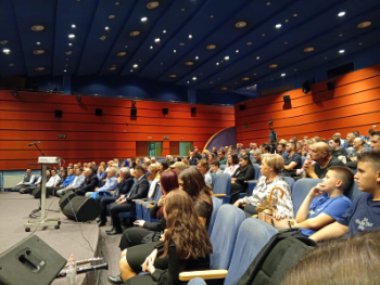 NES održao centralni skup za Novi Grad. Puna podrška Efendiću