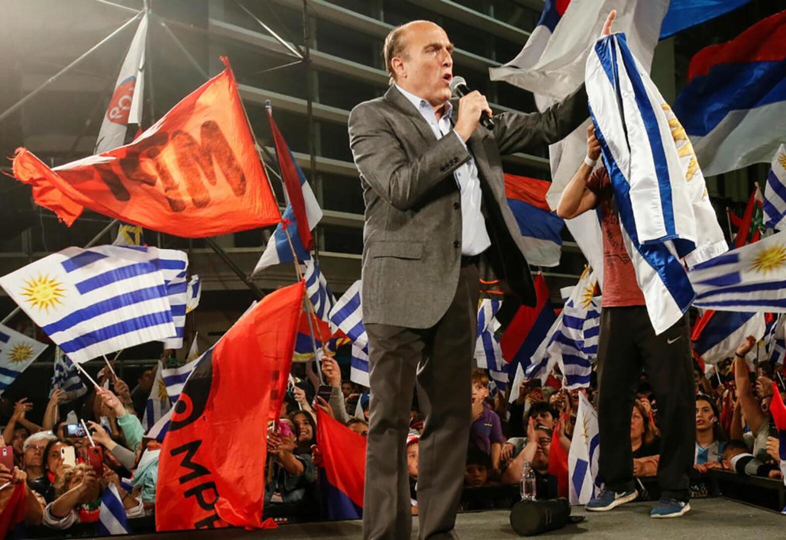 Urugvaj ide u drugi krug izbora, pala oba referenduma - slika 1