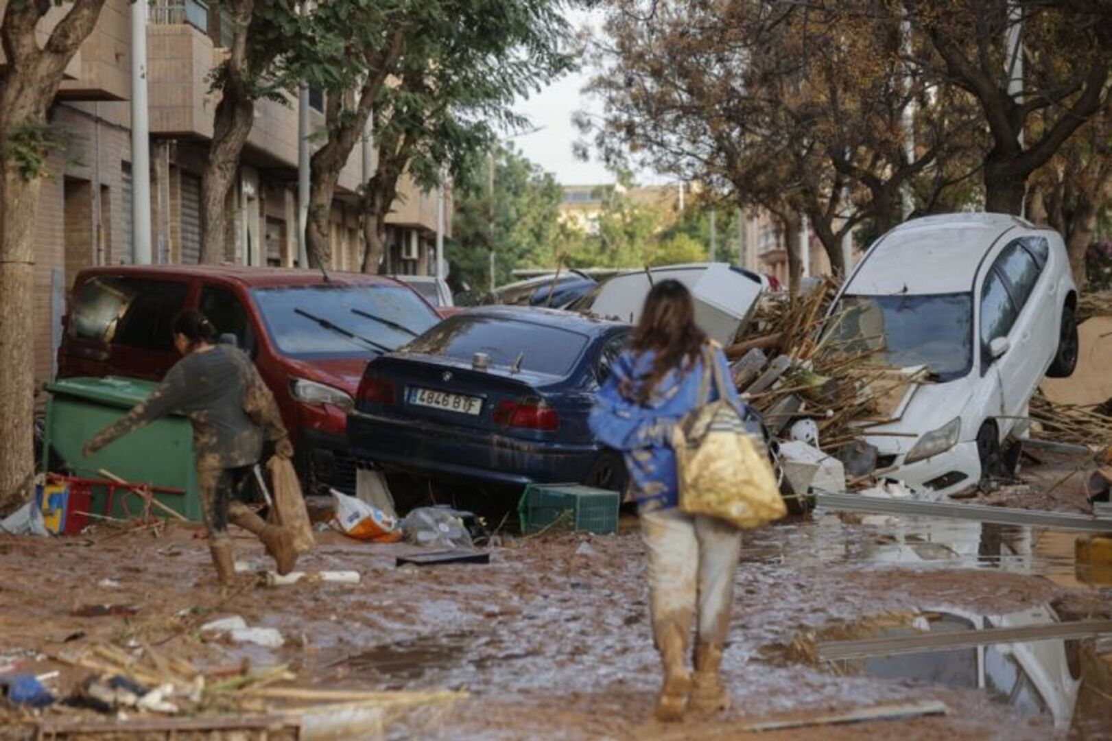 Broj žrtava u stravičnim poplavama u Španiji porastao na 211 - slika 1