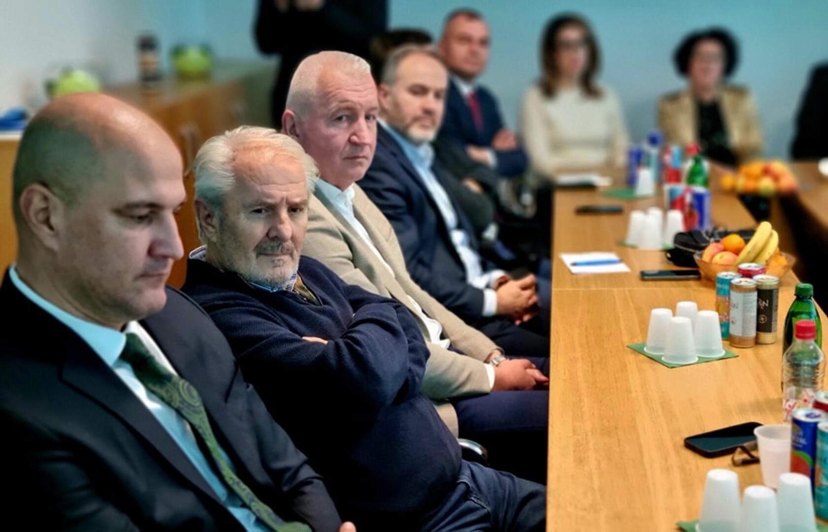 Izetbegović: Pobjeda na lokalnim, najava je pobjede SDA 2026. - slika 2