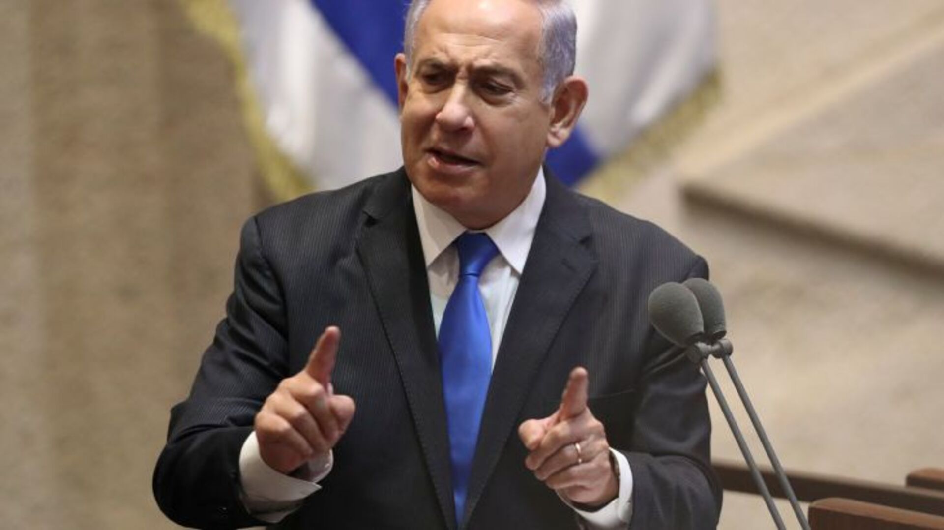 Bačene dvije baklje u dvorište kuće Benjamina Netanyahua, tri osobe uhapšene - slika 1