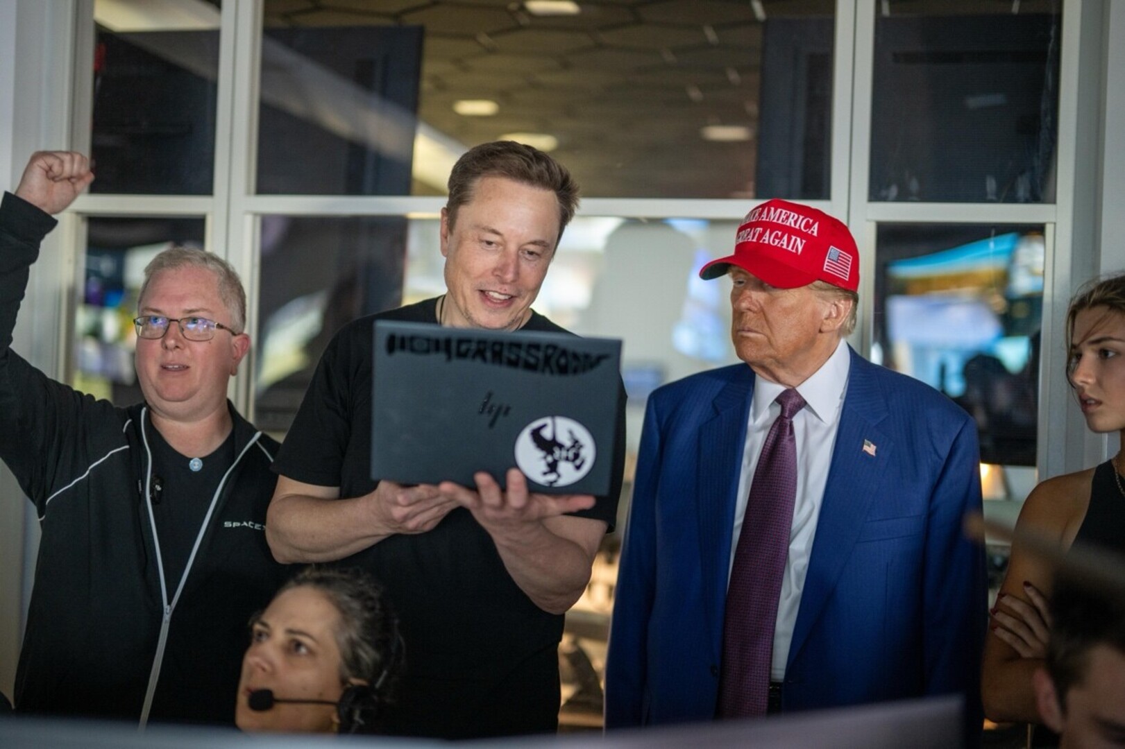 Muskova bliskost s Trumpom sve više plaši - slika 1