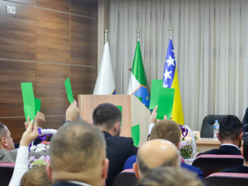 Odgovor opoziciji: Vlast u Hadžićima je legalna i legitimna