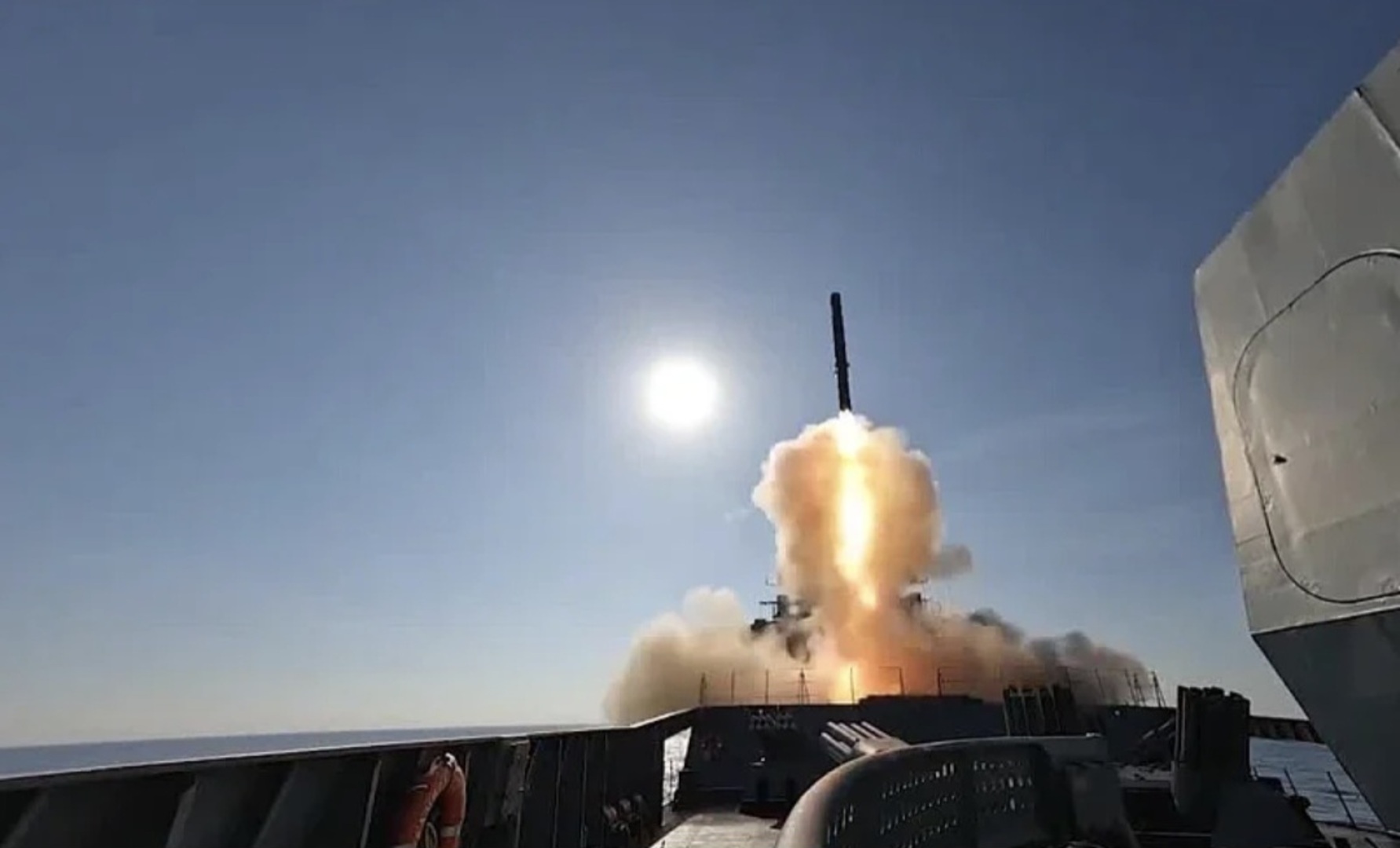 Ruska mornarica održala veliku vježbu u Sredozemlju, lansirana raketa Cirkon - slika 1