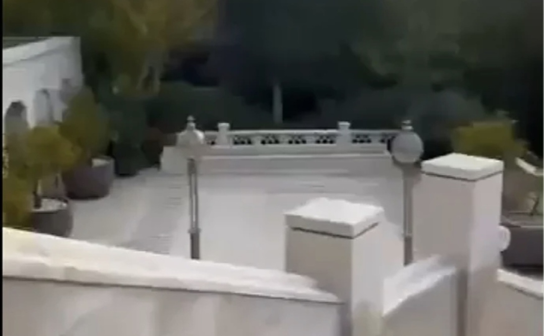 Pobunjenici i narod ušli u Assadovu palaču - slika 1