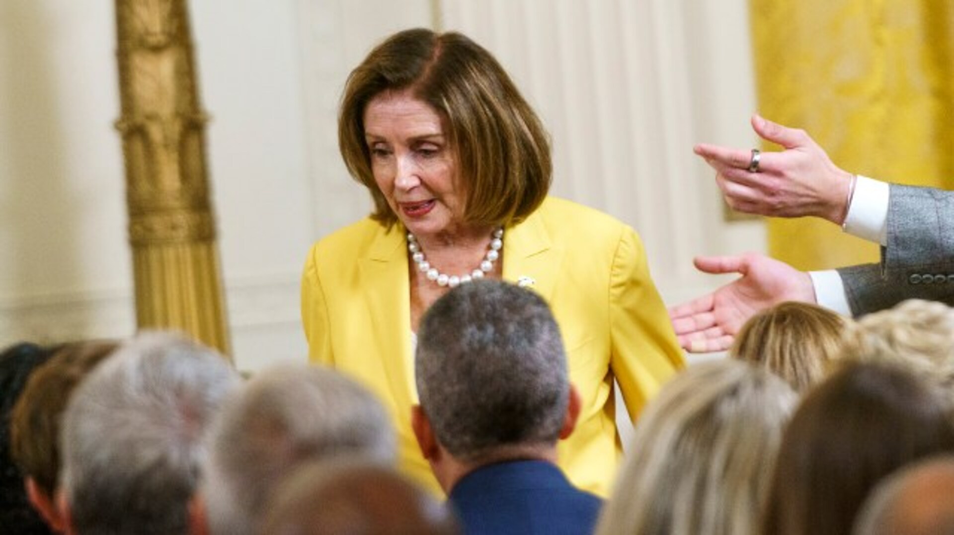 Pelosi primljena u bolnicu u Luksemburgu - slika 1