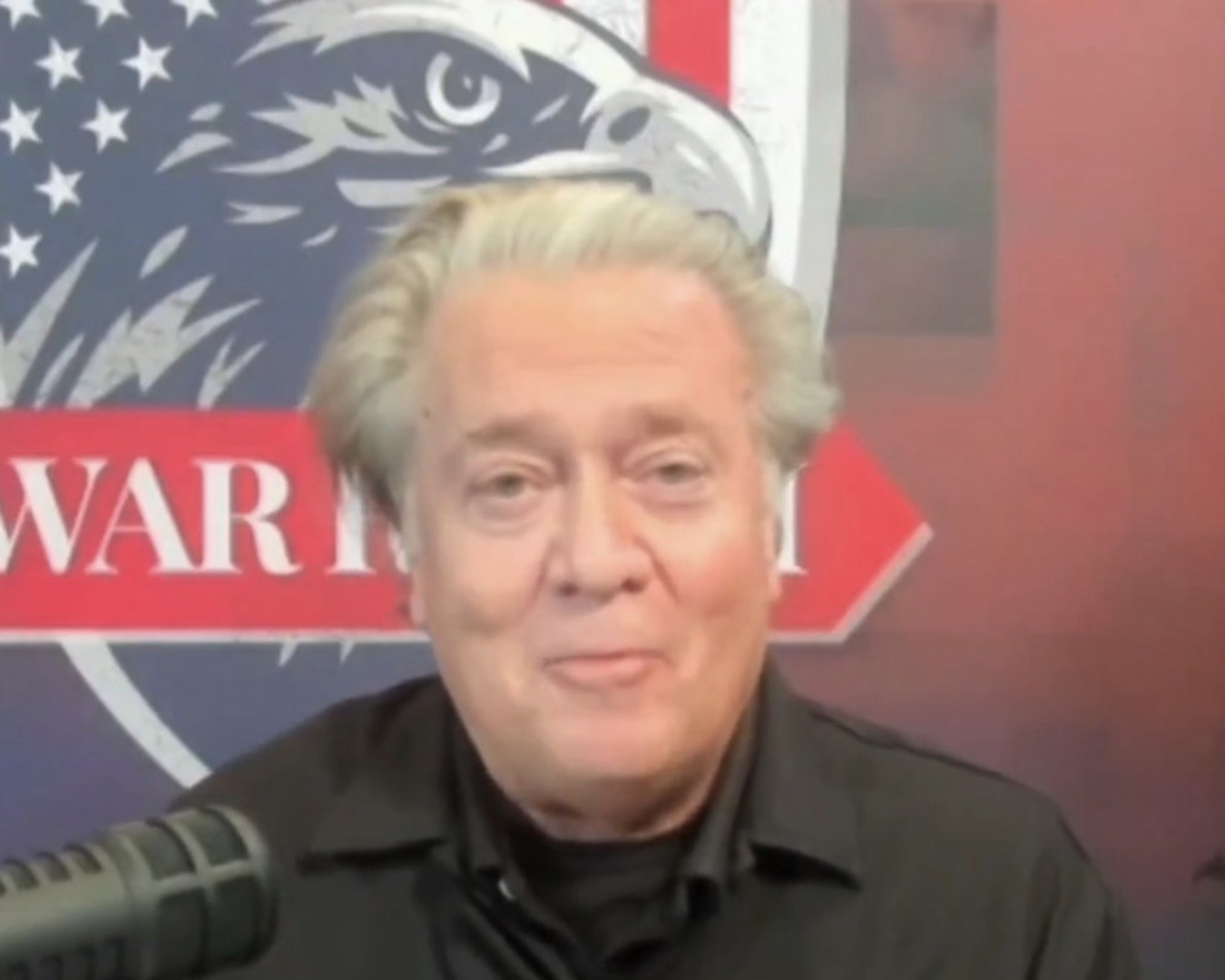 Steve Bannon: Zelenski je prevarant i klošar - slika 1