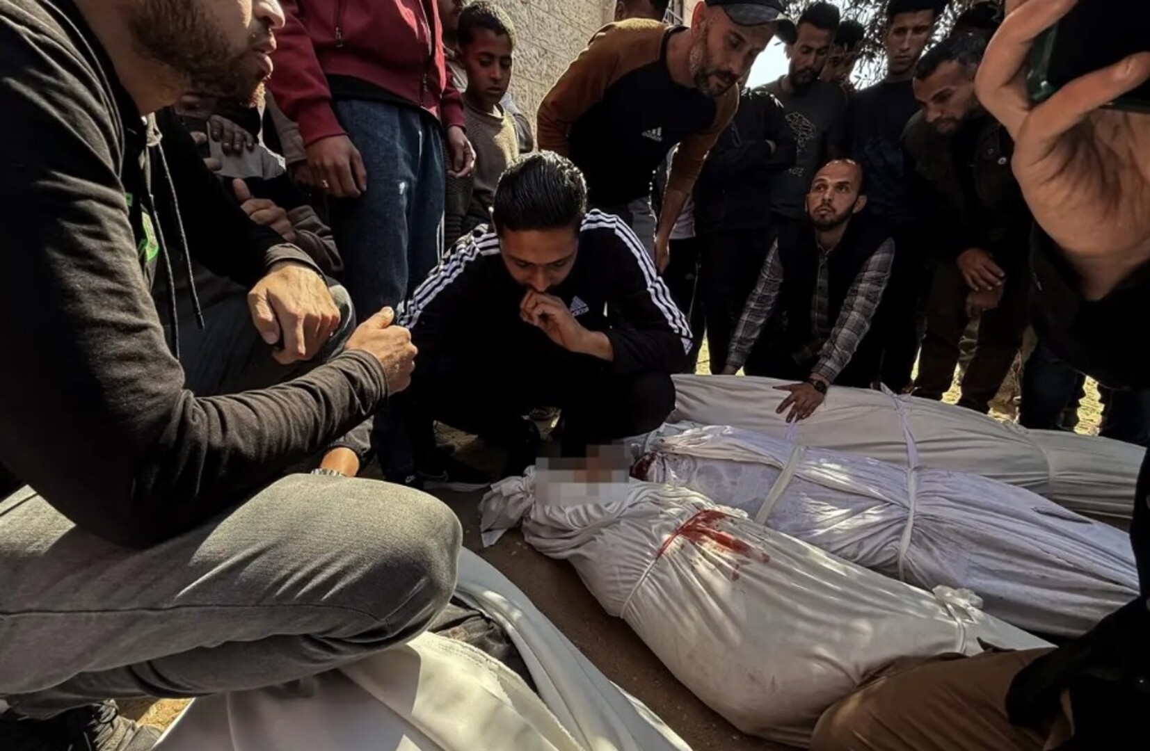 U izraelskom napadu u Gazi ubijeno devet Palestinaca, uključujući tri novinara - slika 1