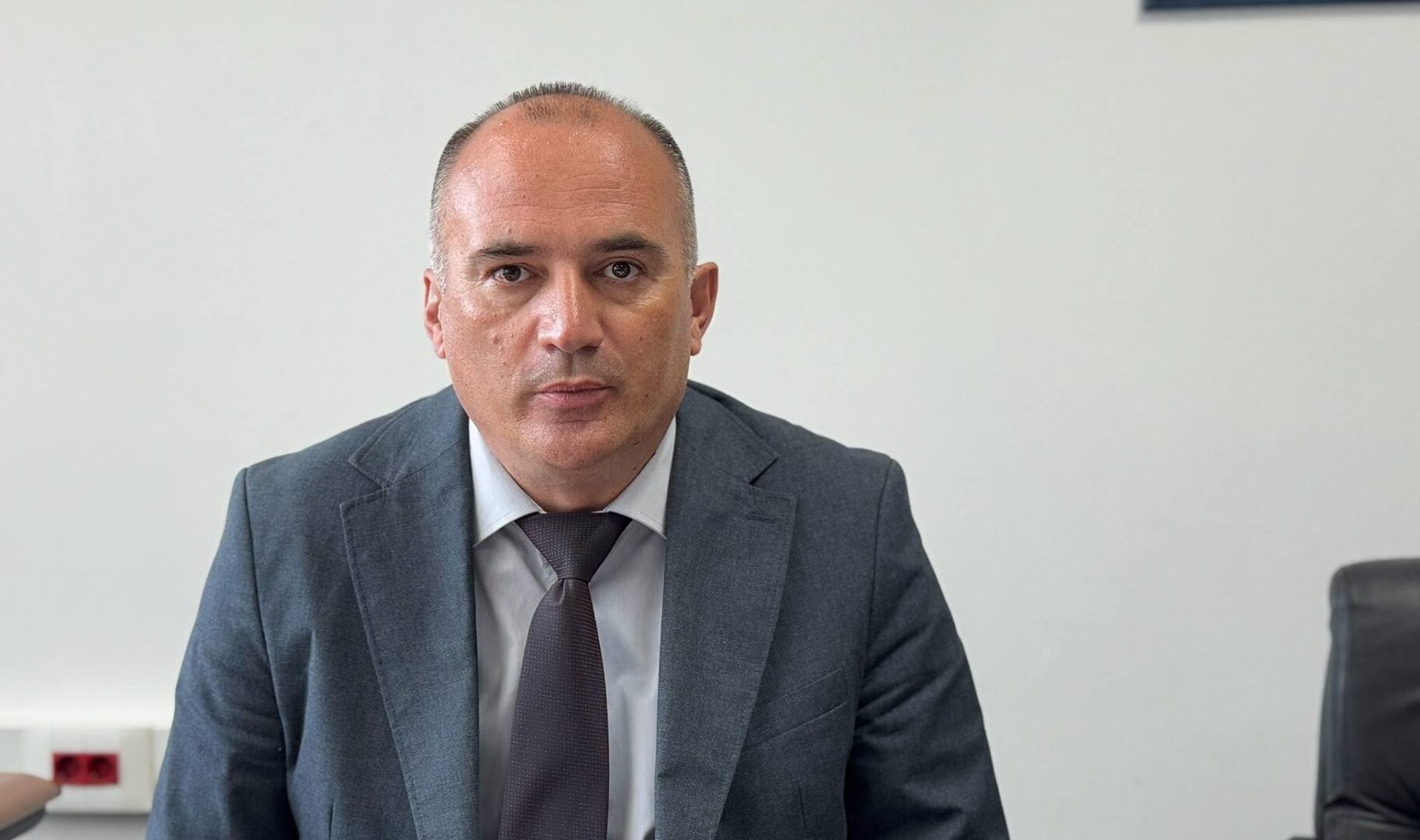 Grković: Sumnjam da Stevandić stoji iza paljenja auta Vukanoviću - slika 1