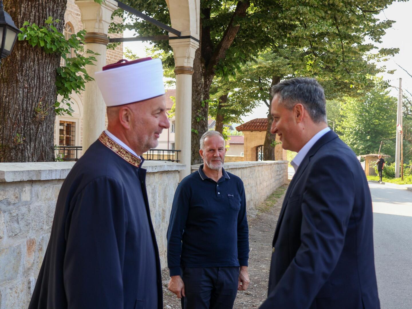 Bećirović u Foči: Prioriteti su sigurnost i ekonomski razvoj - slika 2