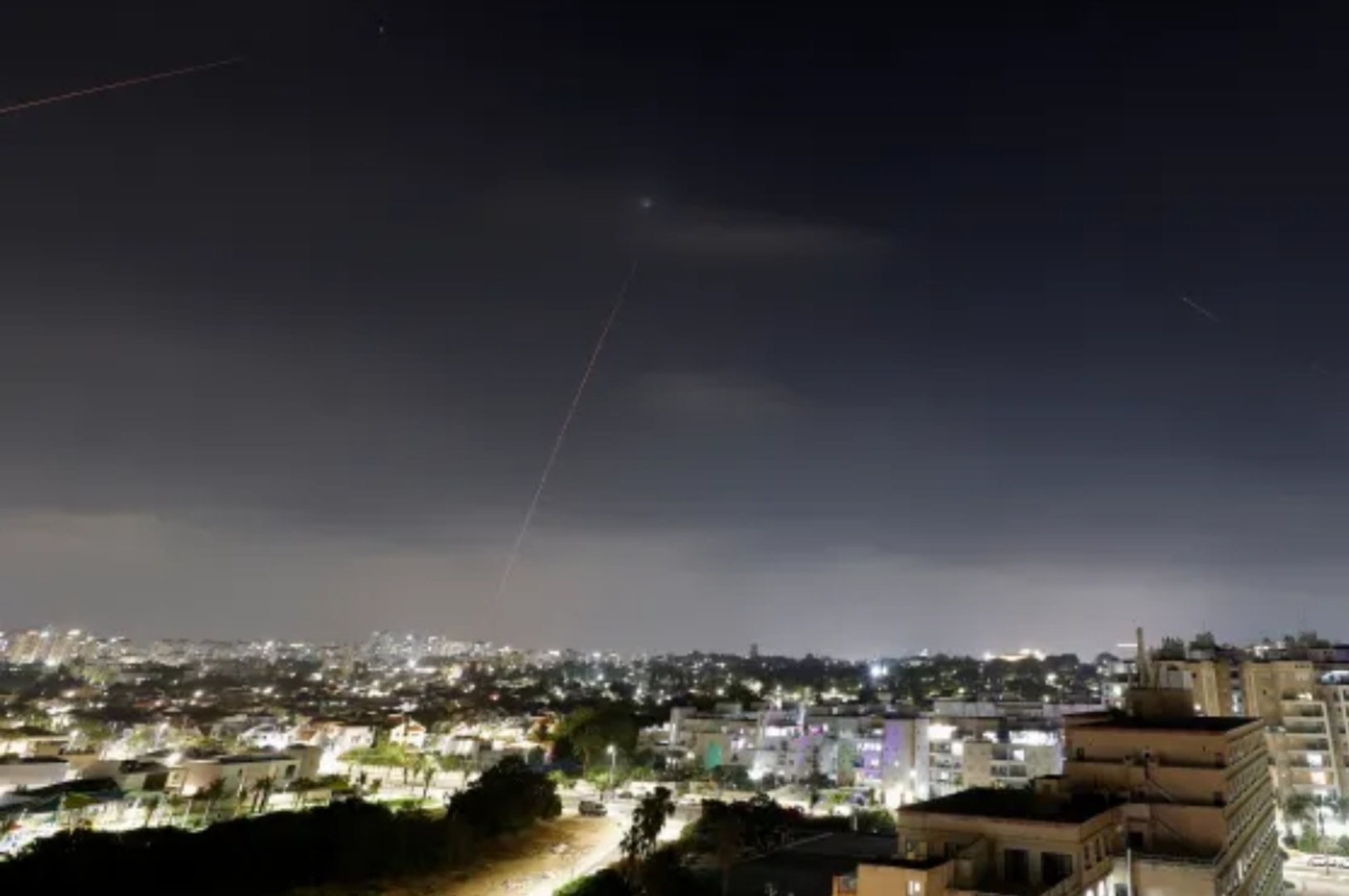 Iran napada: Rakete viđene iznad Jerusalema i Haife! - slika 1