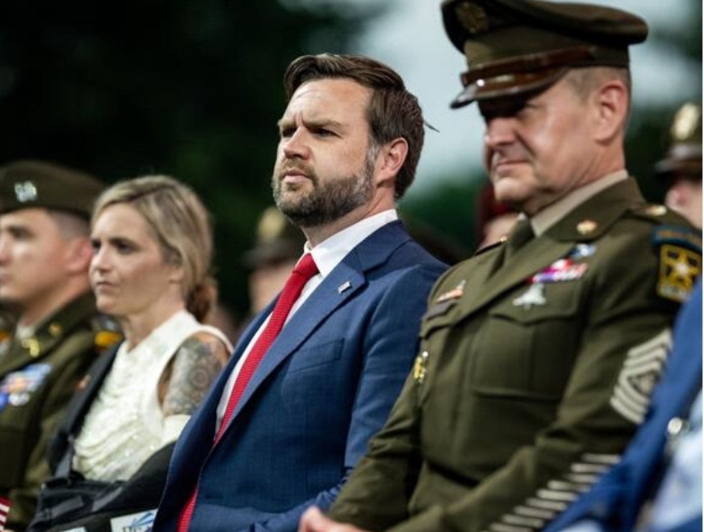 JD Vance brani Trumpa: Iran neće obogaćivati uranij 'ni lakim ni teškim putem' - slika 1