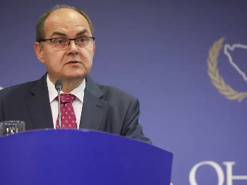 Schmidt: Neusvajanje budžeta je neodgovorno!