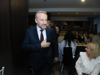 Izetbegović: Ako Dodik ostane na čelu SNSD-a sve je onda bilo igrokaz