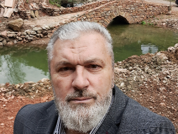 Po čijem nalogu Sanin Musa provodi svoj performans