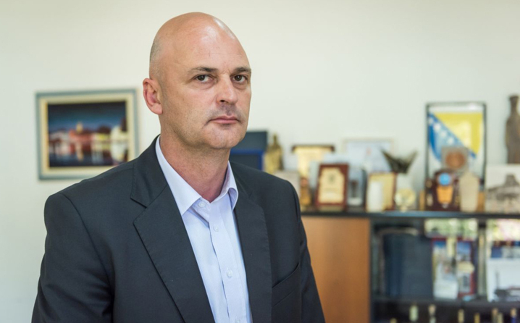 Uz aparthejd, sada i "reket": Bošković traži još 100.000 KM! - slika 1