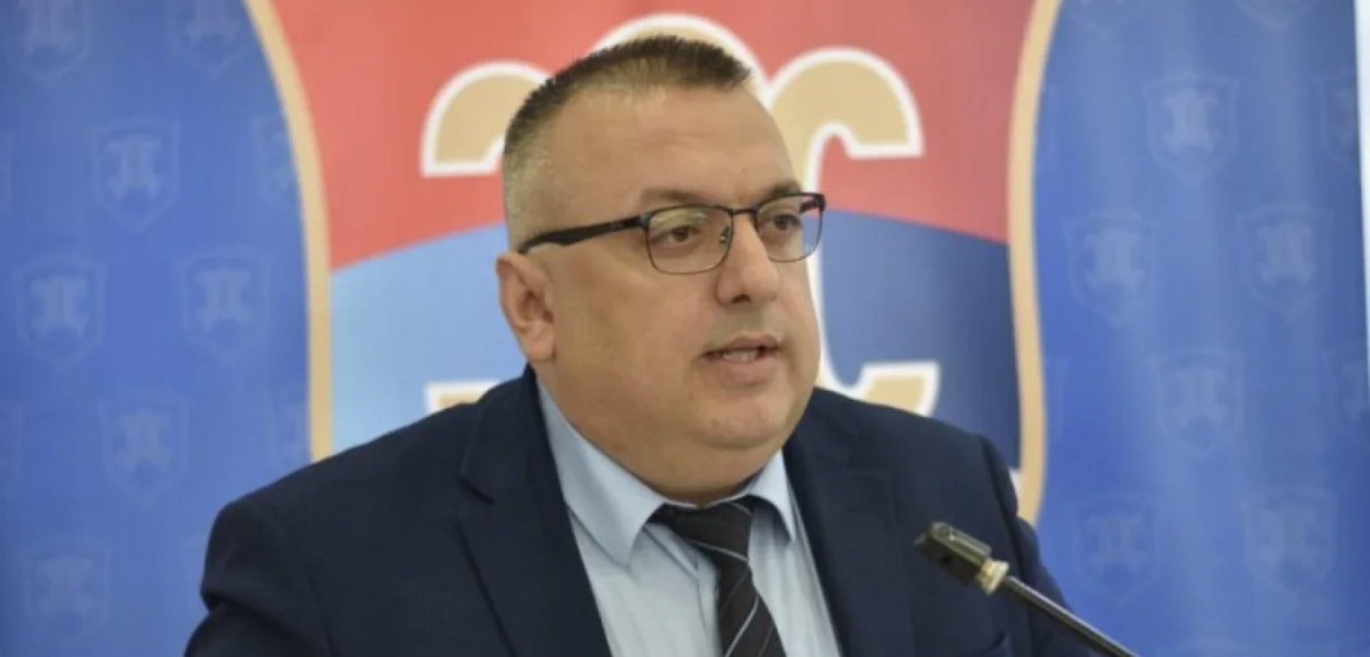 "Na sceni je potpuna kapitulacija i veleizdaja zarad skidanja sa američke crne liste" - slika 1