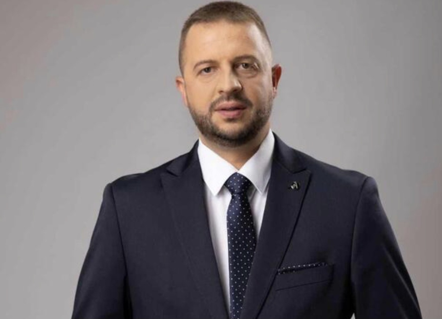 Nešković: Zbog skidanja sankcija SNSD-ovci će biti servilni institucijama BiH - slika 1