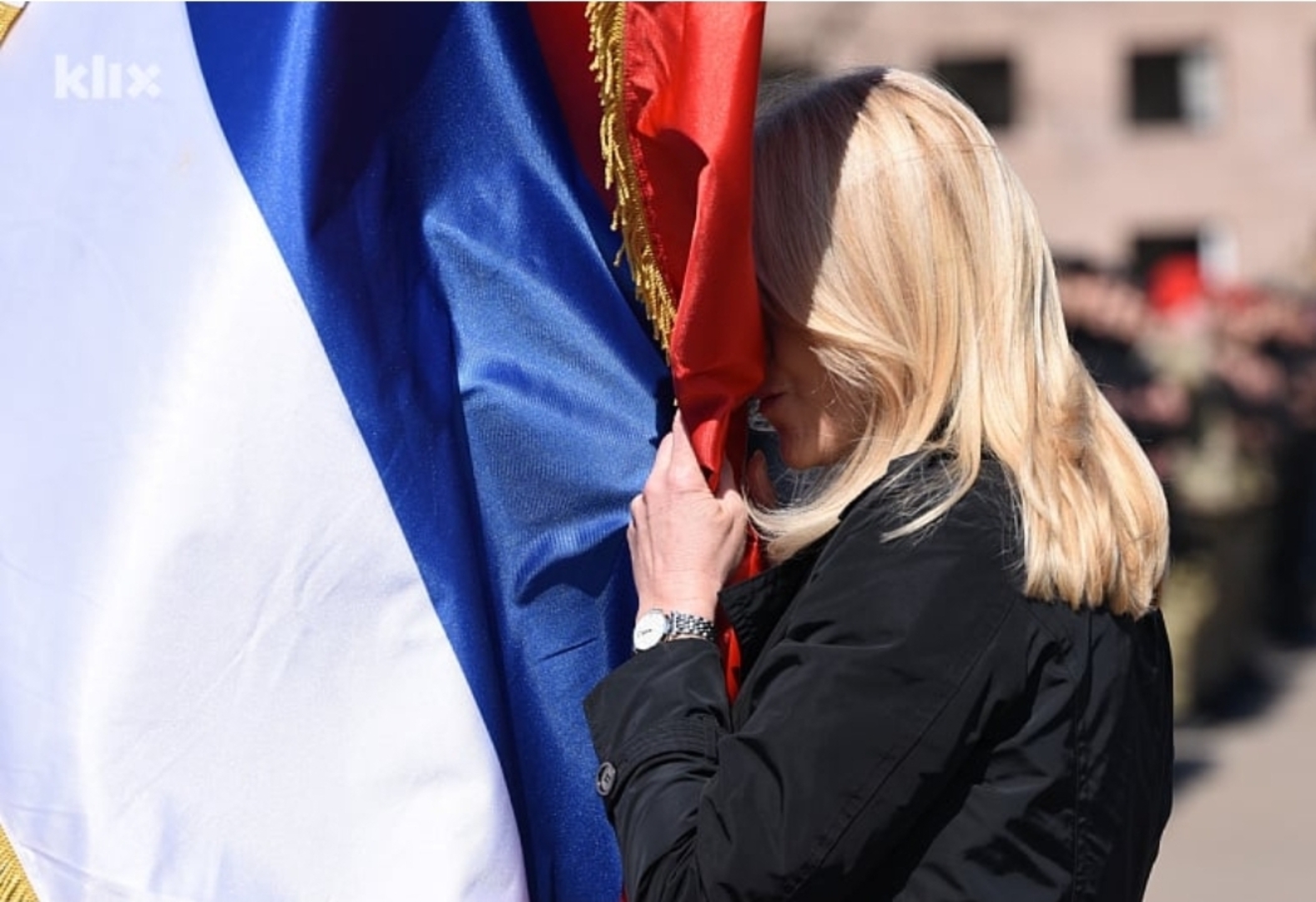Cvijanović anestezira javnost u Rs-u kao u vicu "vjeruješ li meni ili svojim očima" - slika 1