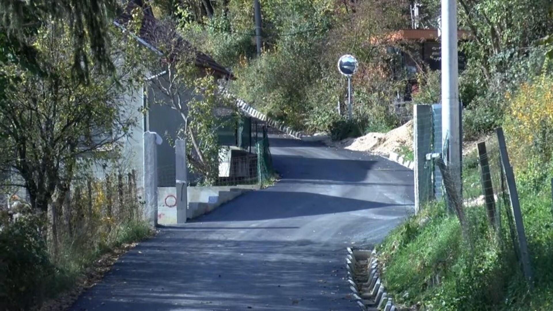 U Vogošći sanirano skoro kilometar lokalnih puteva vrijednih više od 600 hiljada maraka - slika 1