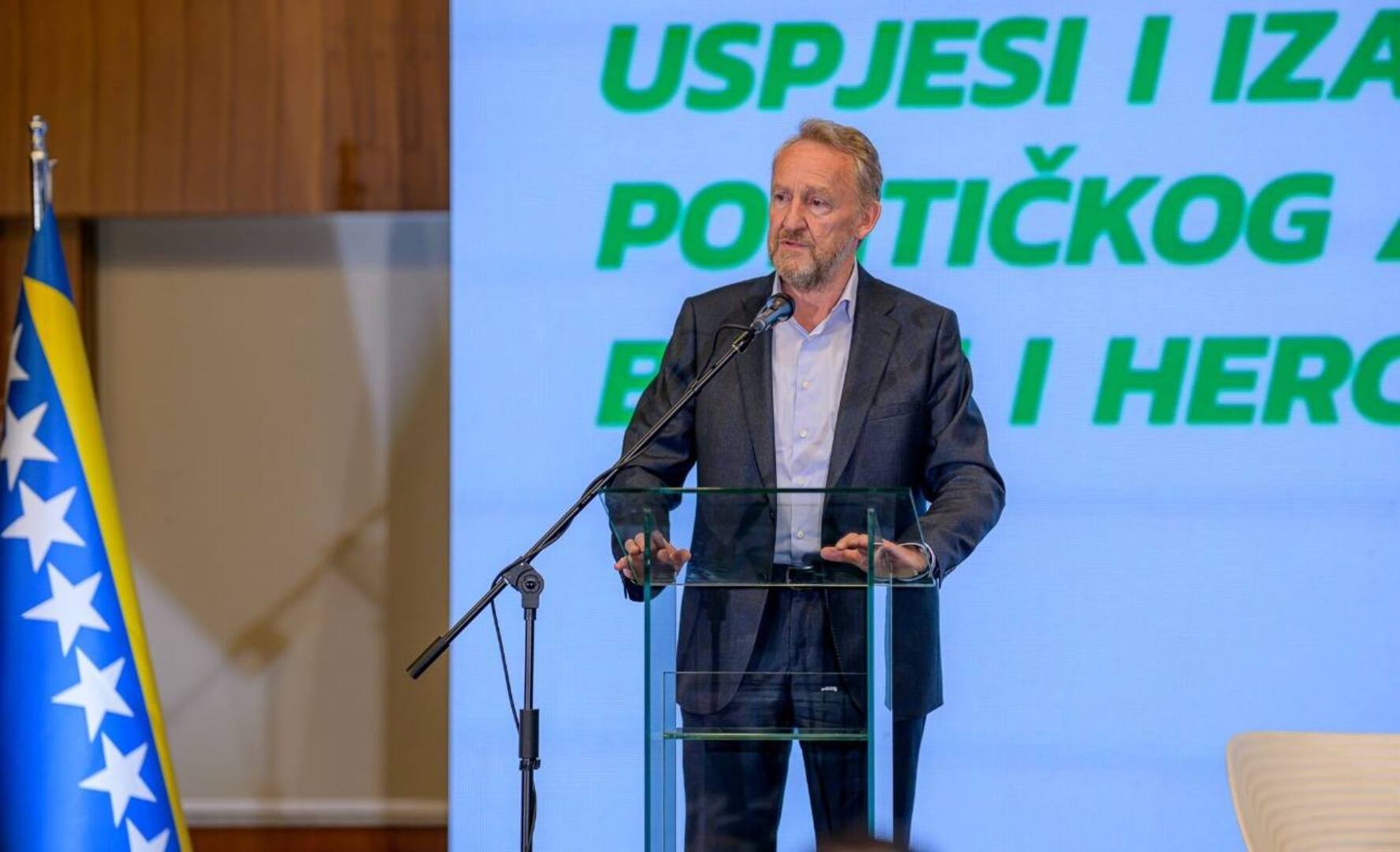 Izetbegović: Dodik ne smije ostati na čelu SNSD-a. OHR mora ostati - slika 1
