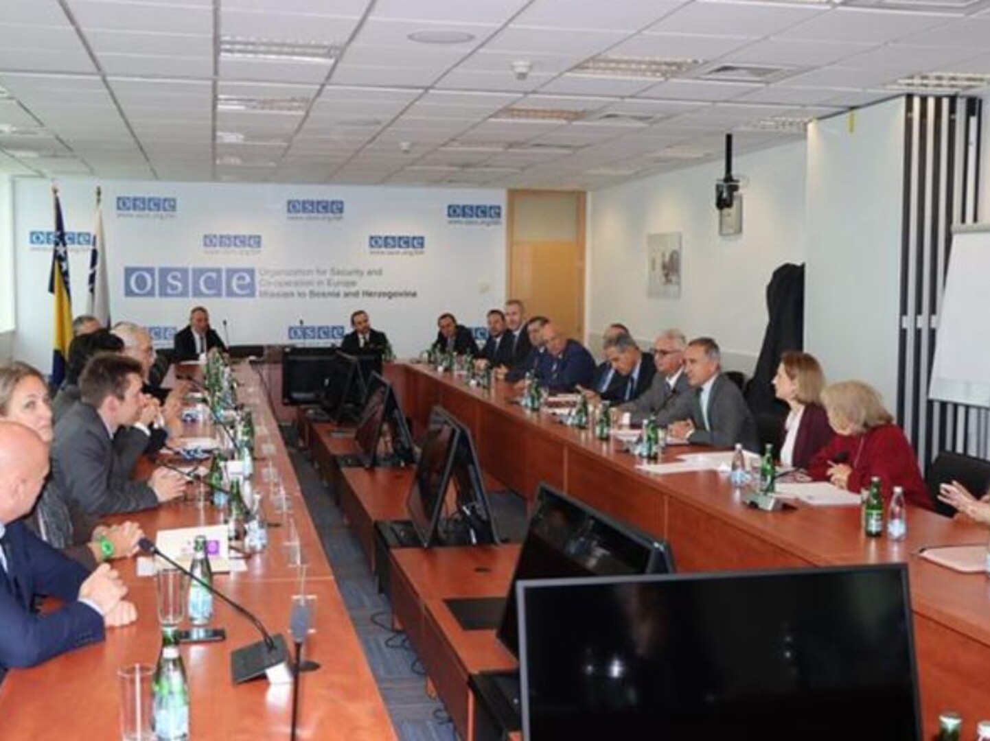 Parlamentarci OSCE-a pozivaju na jedinstvo i reforme u BiH - slika 1