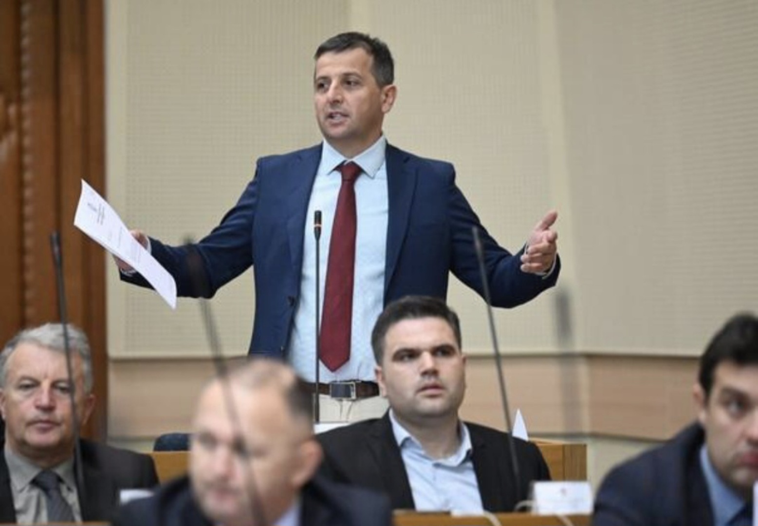 Vukanović rasplakao i nasmijao Narodnu skupštinu Rs-a - slika 1
