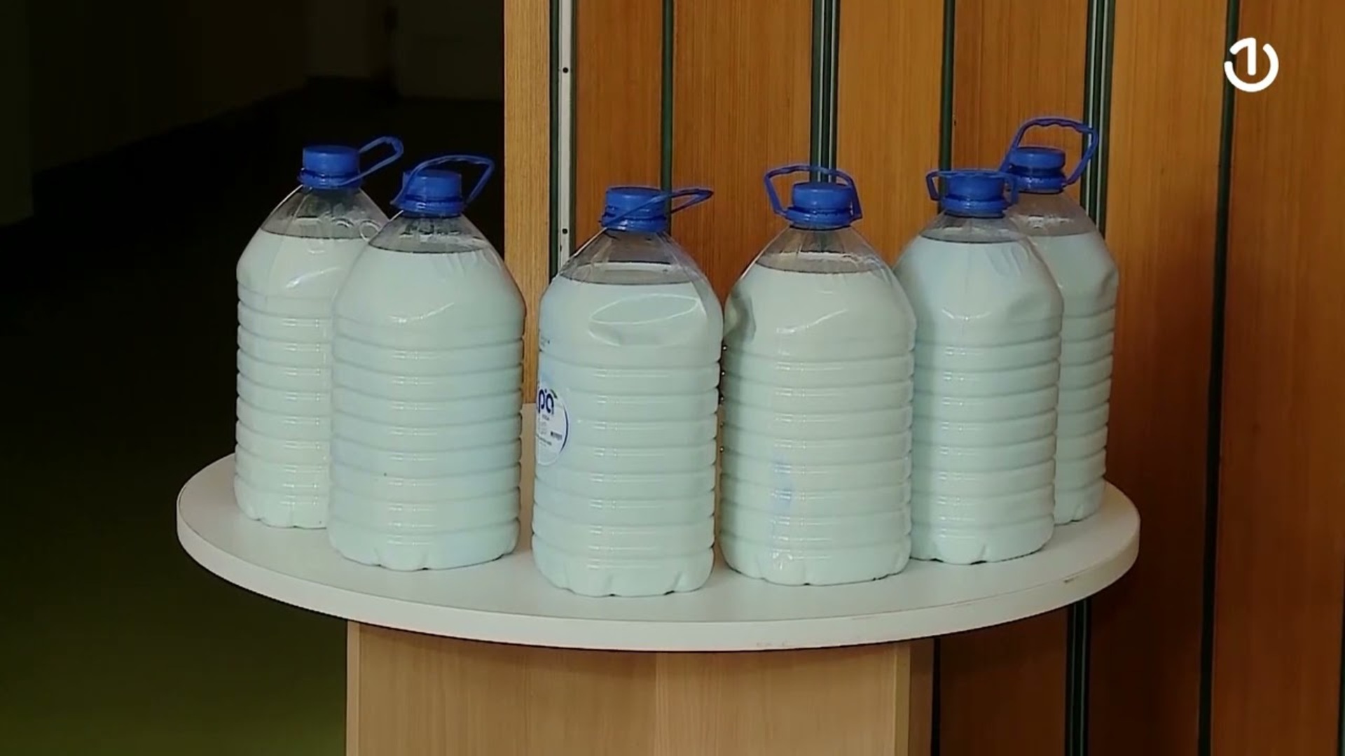 Dok se domaće mlijeko prosipa: Vrijednost uvoza premašila 268 miliona KM u BiH - slika 1