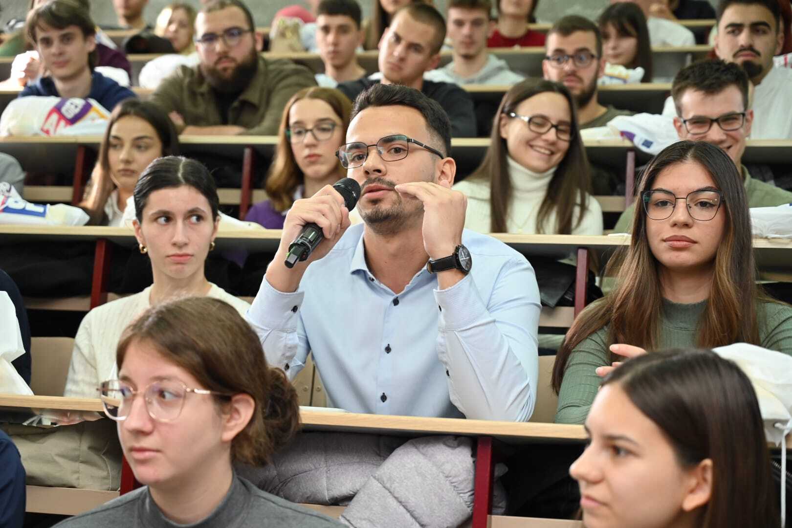 Studenti iz Tuzle i Zenice razgovarali o energetskoj budućnosti BiH  - slika 2