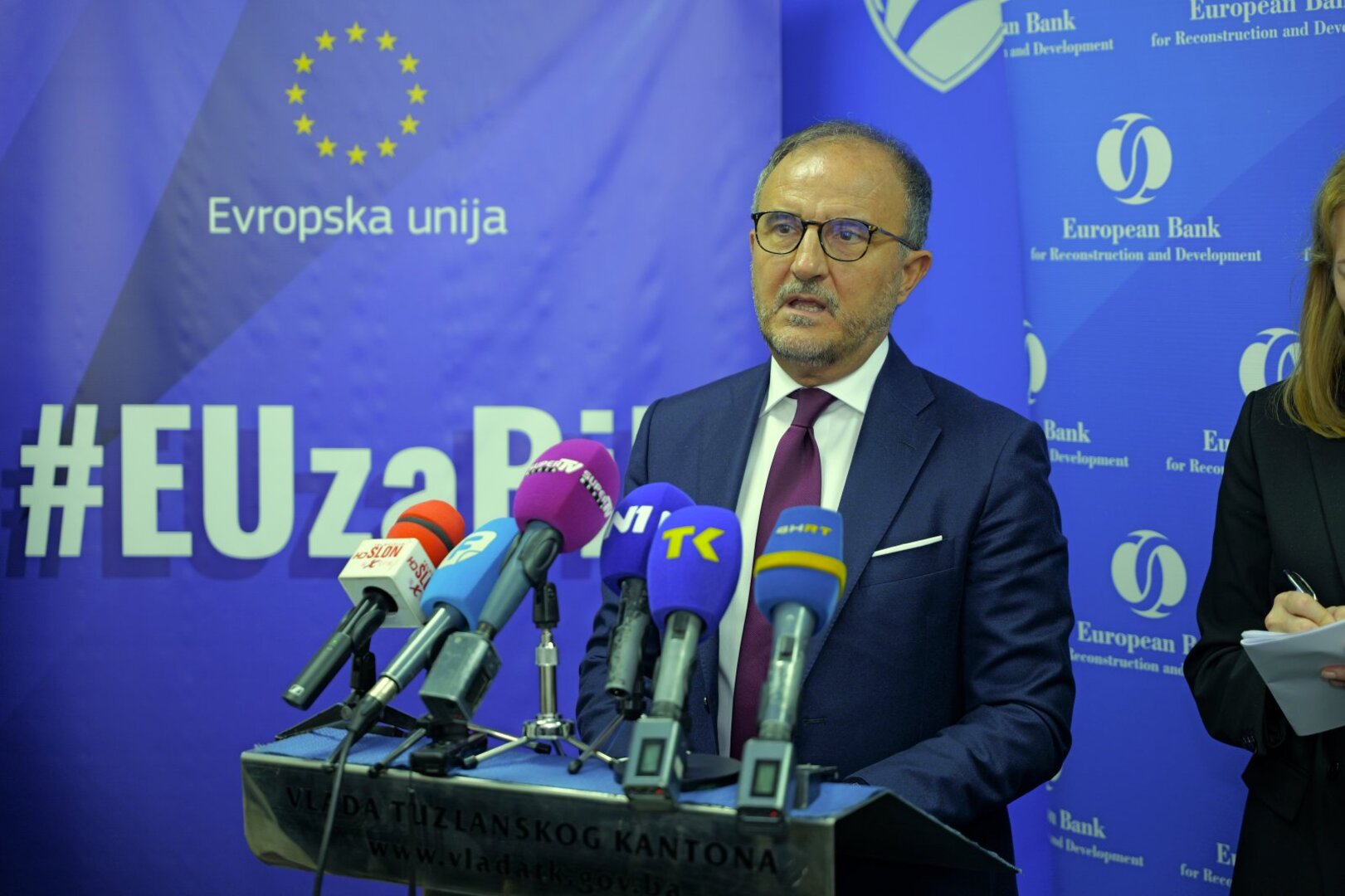 Soreca u Tuzli: Evropska unija stoji uz građane Bosne i Hercegovine - slika 2
