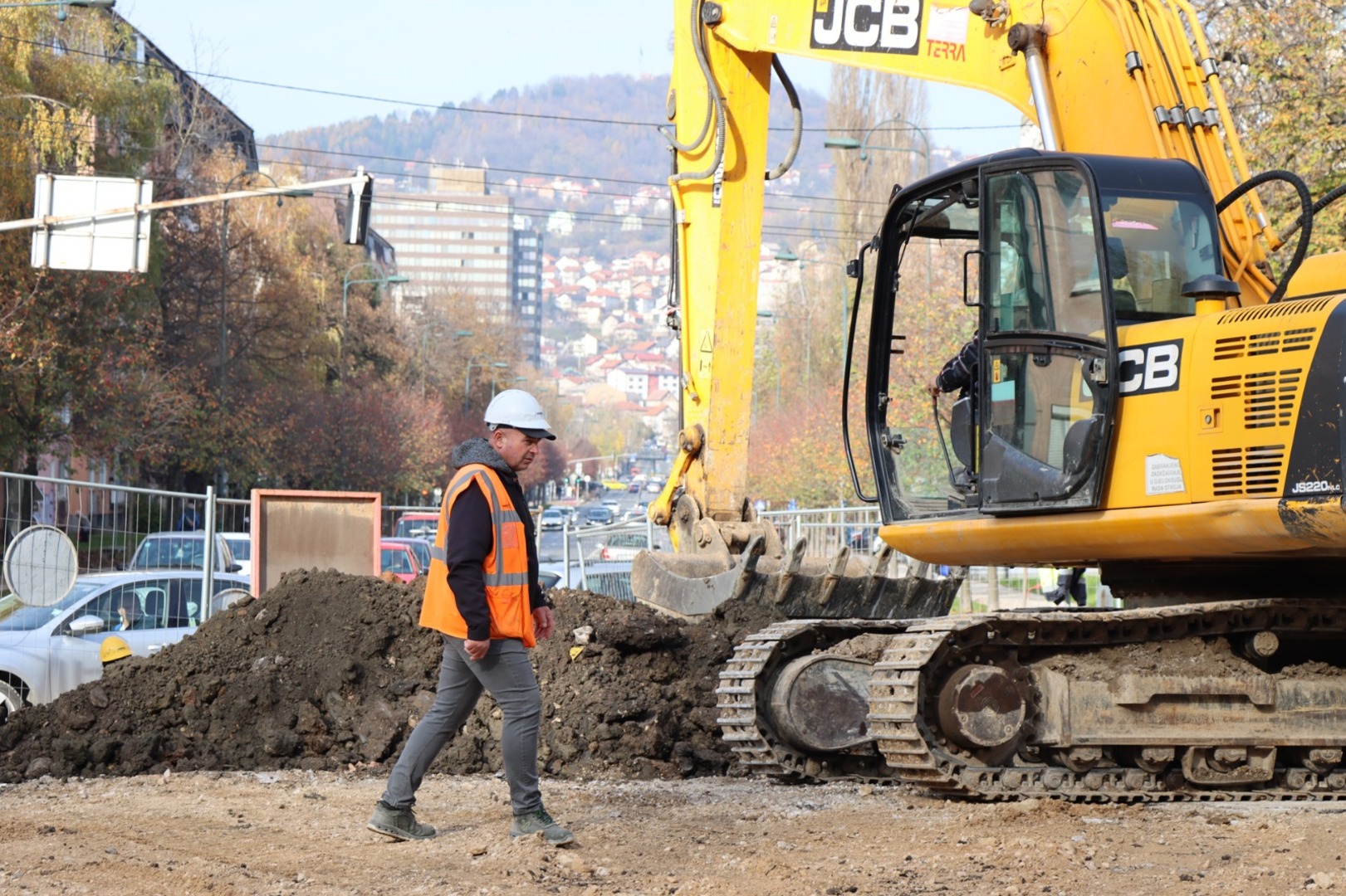 Šteta i Karić obišli gradilište Južne longitudinale - slika 11