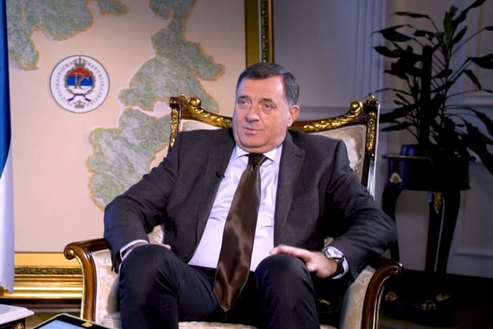 Nećete da uhapsite Dodika? Eto vam ga! - slika 1