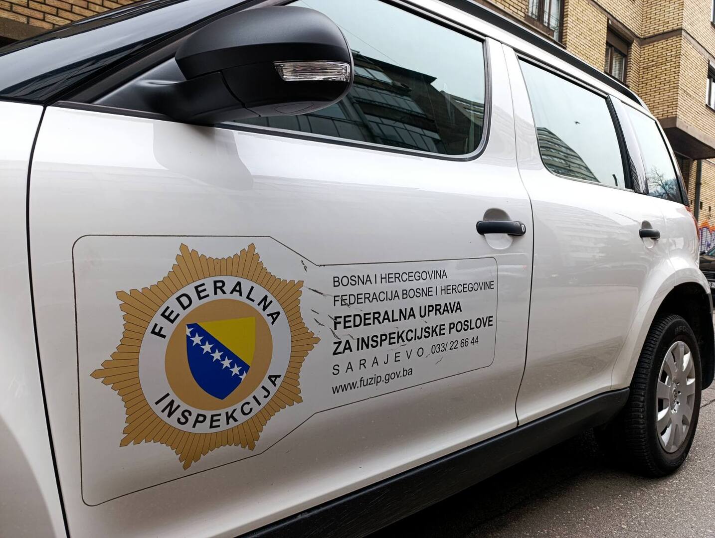 Zatekli 89 radnika na crno, zapečatili 17 objekata i napisali 409 hiljada KM kazni - slika 1