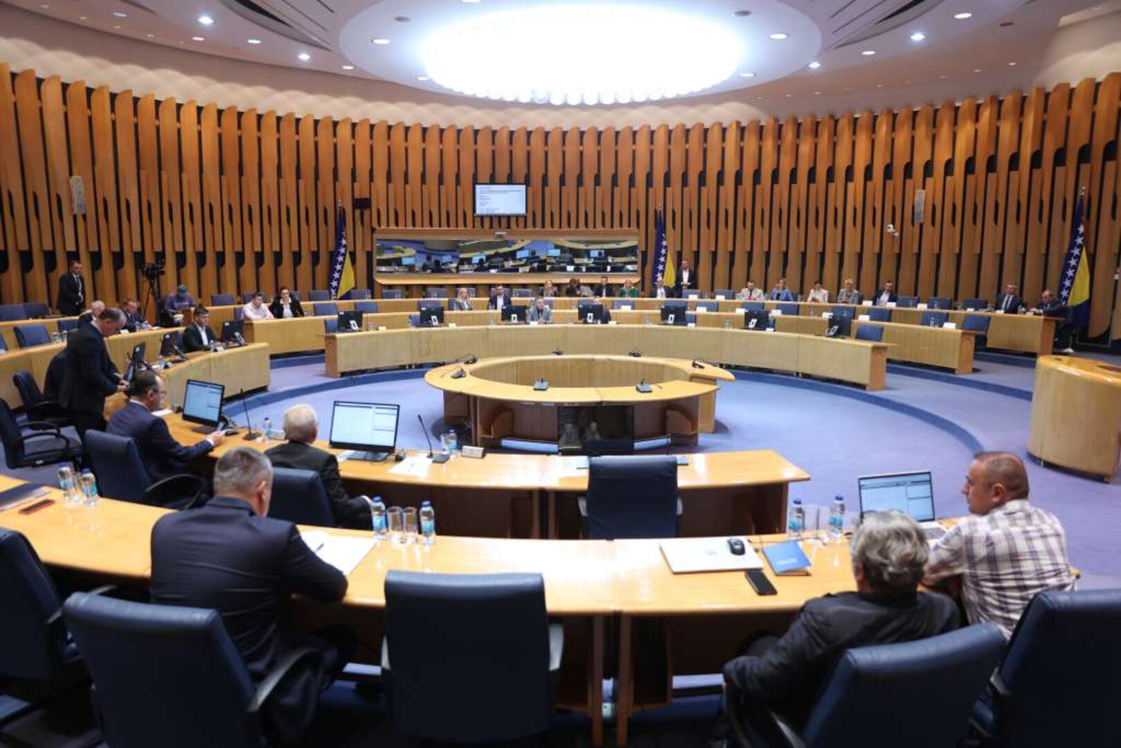 SNSD-ovi delegati ne dopuštaju opoziciji ni imenovanje u komisije, pokrenuli vitalni interes - slika 1