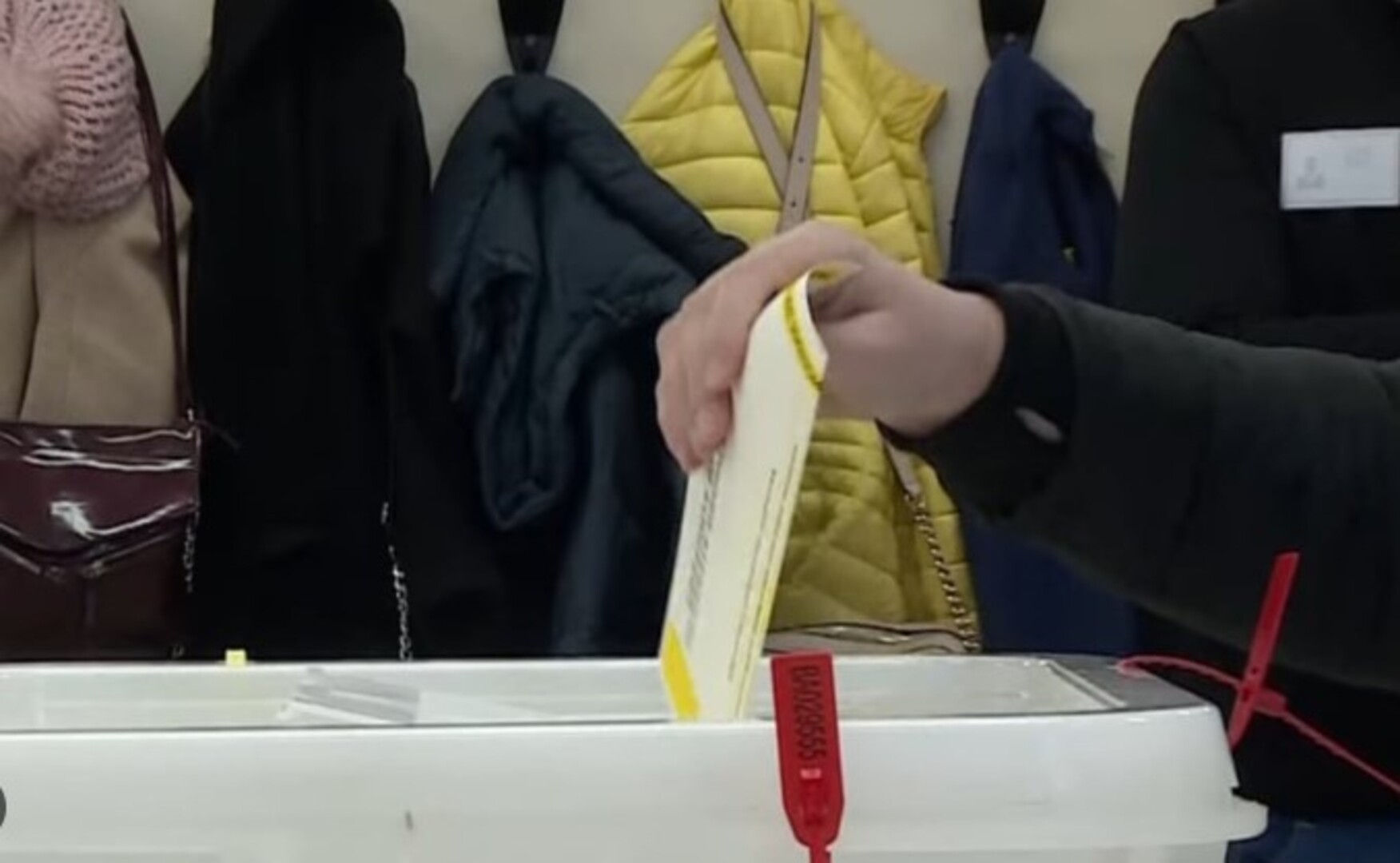 Novi podaci, obrađeno 39,28 posto biračkih mjesta - slika 1