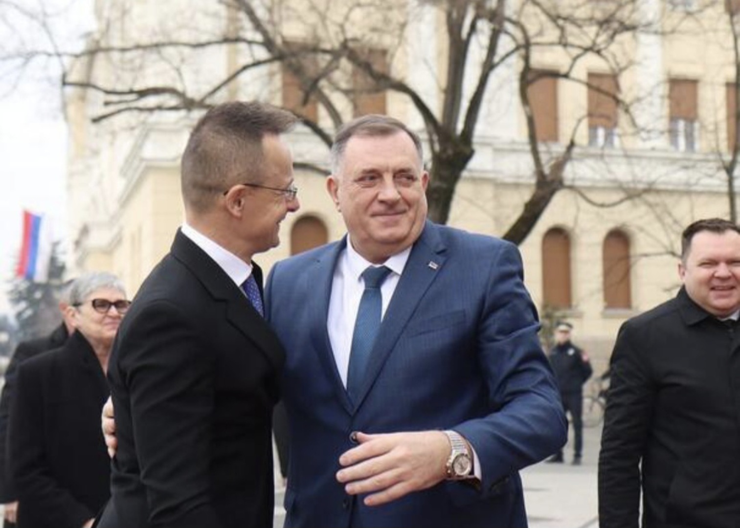 Szijjártó dolazi u Banju Luku, našao je način kako da sleti... - slika 1