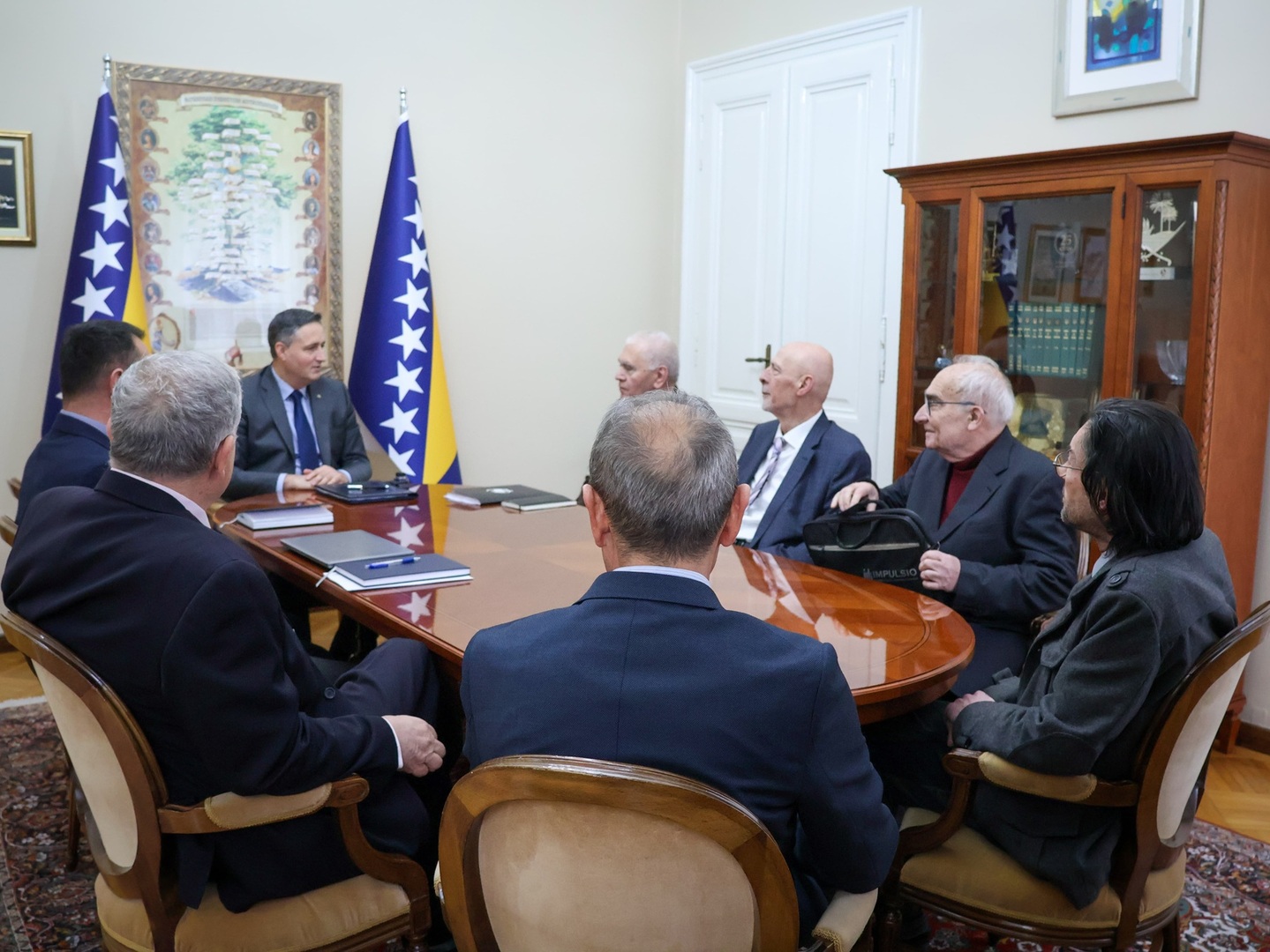 Bećirović razgovarao s delegacijom Kruga 99 - slika 4