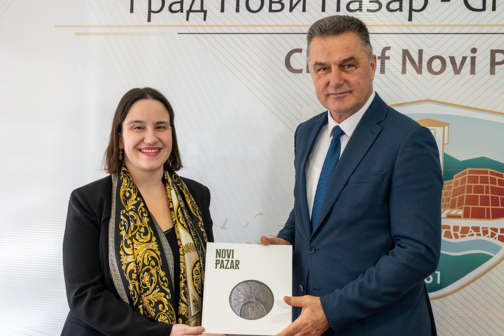 Karić u Novom Pazaru: Jačanje odnosa između građana - slika 1