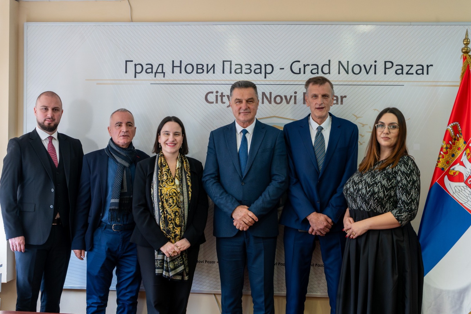 Karić u Novom Pazaru: Jačanje odnosa između građana - slika 2
