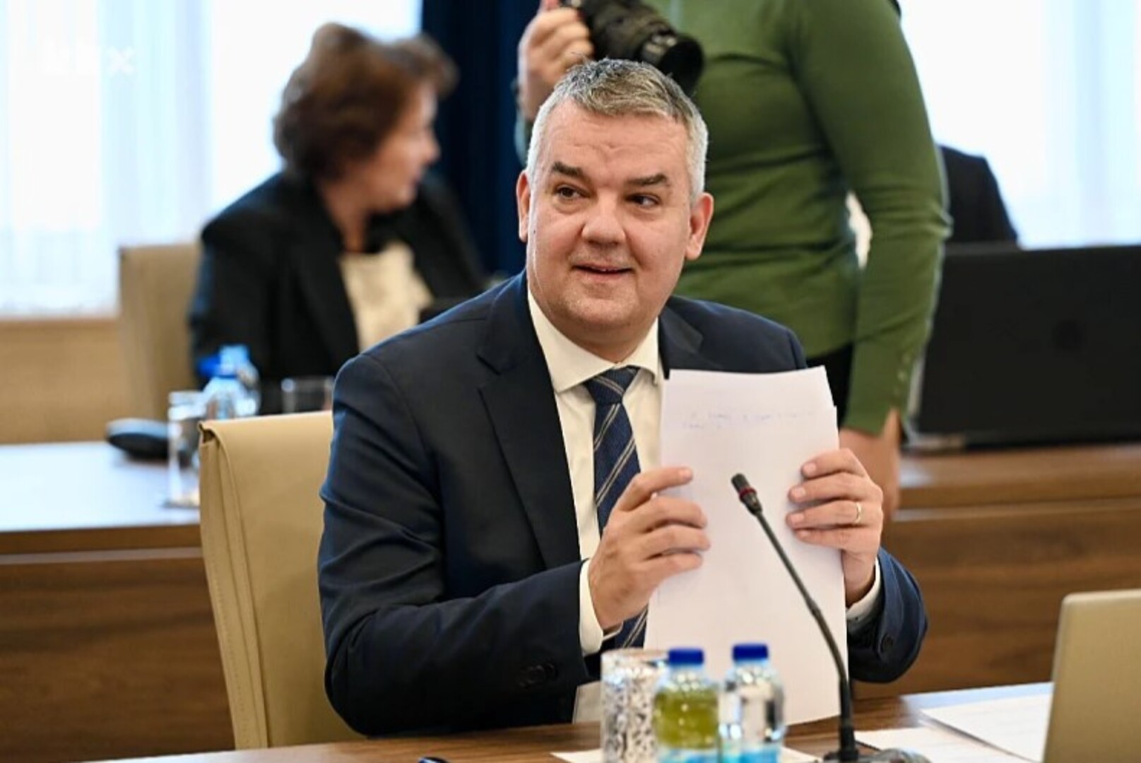 Političari odustali od usvajanja novog zakona o sudu - slika 1